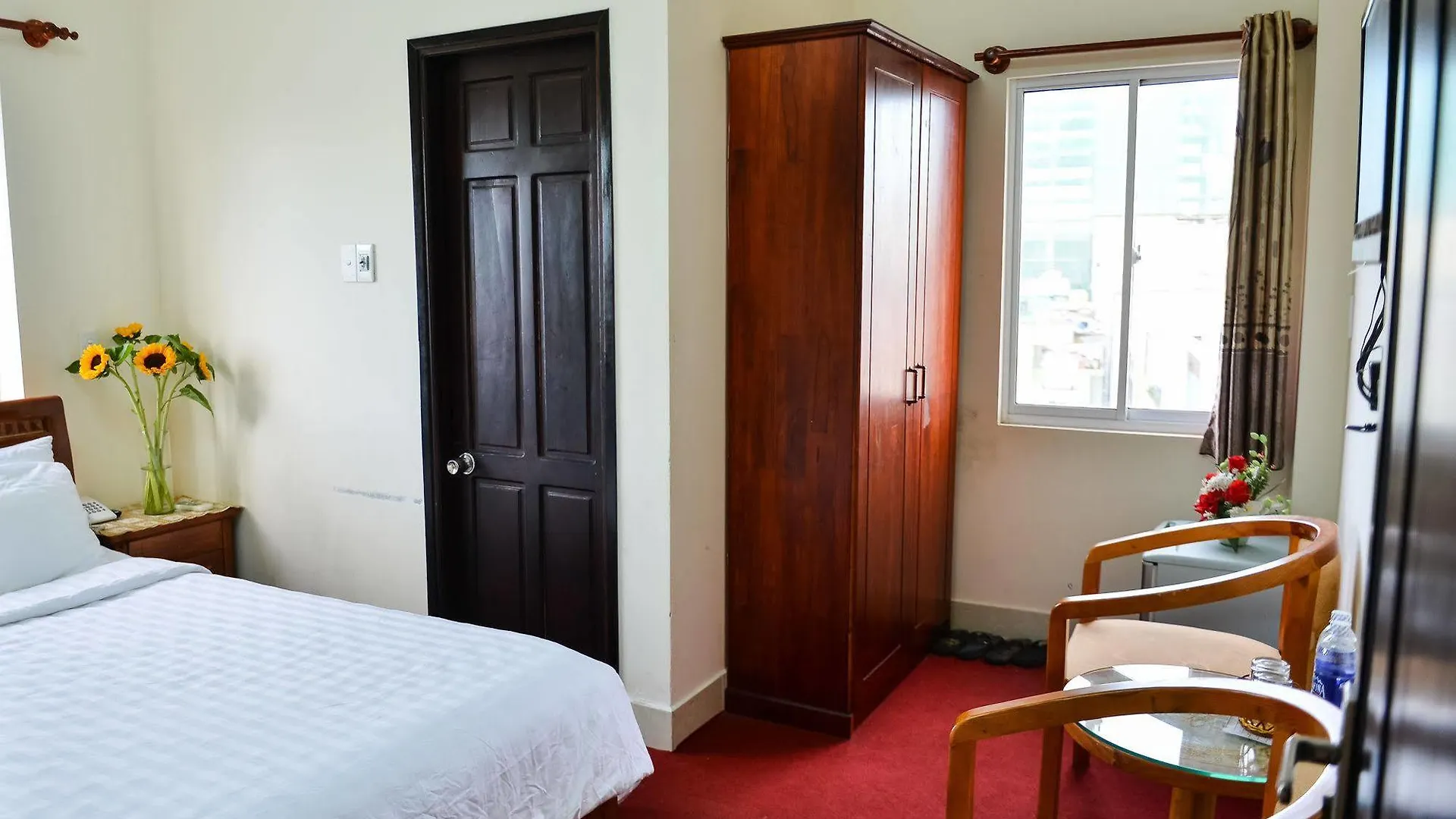 Oc Tien Sa Hotel Da Nang