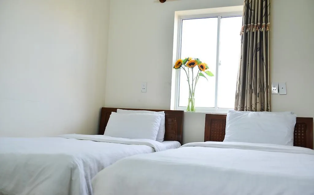 Oc Tien Sa Hotel Da Nang