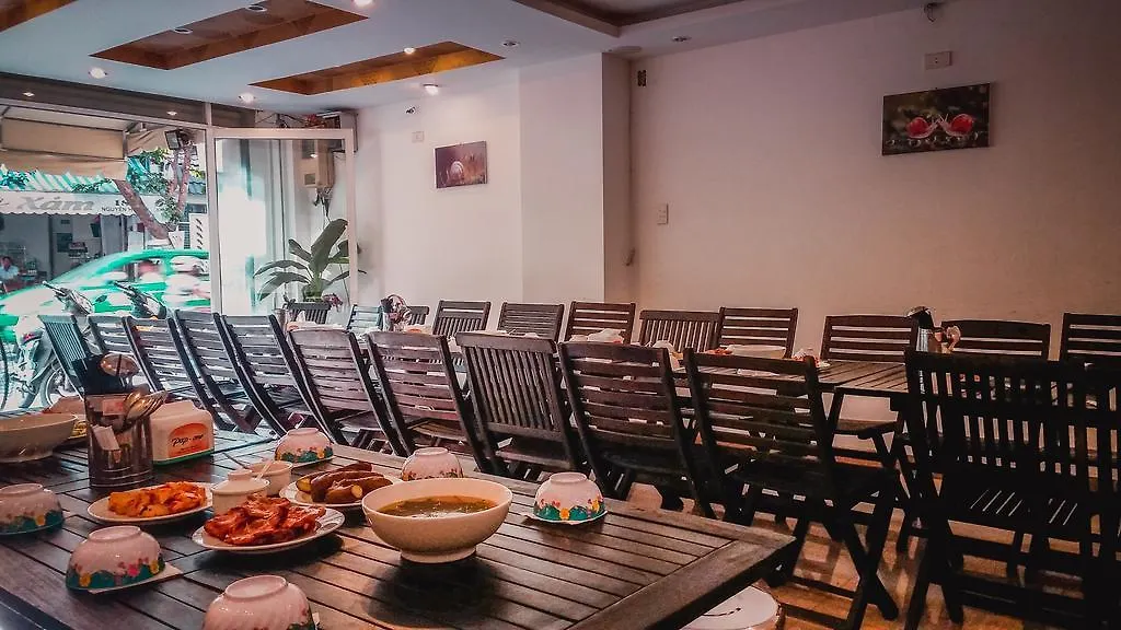 Oc Tien Sa Hotel Da Nang
