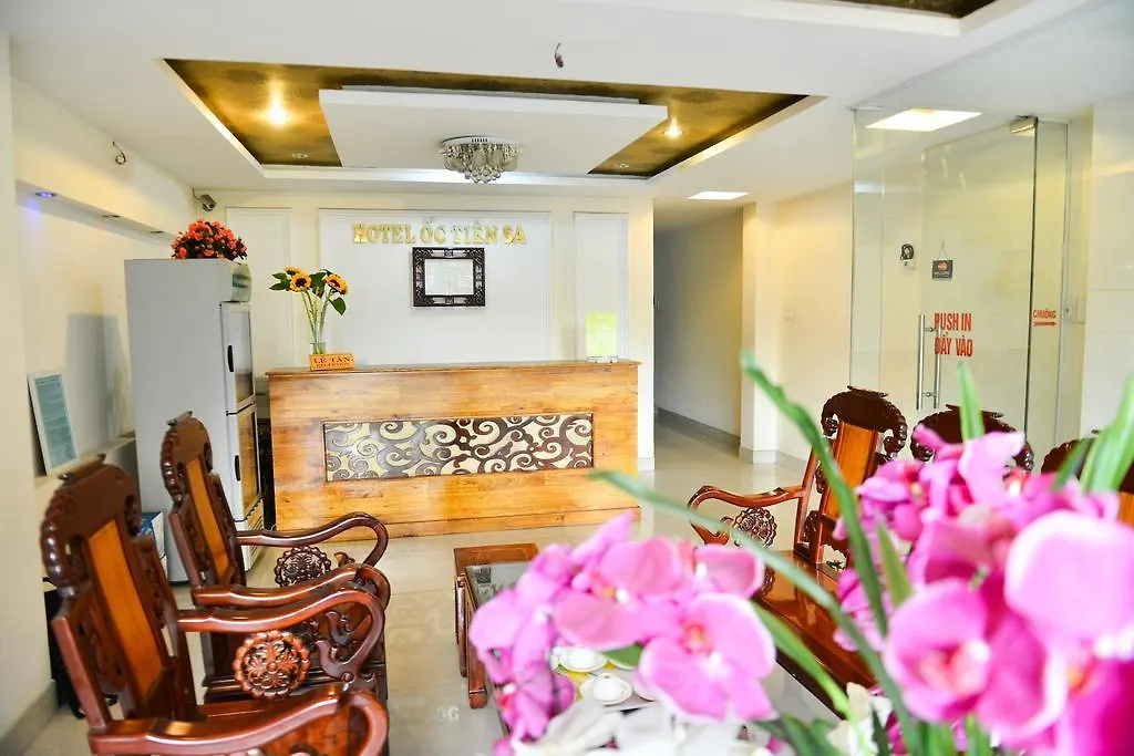 Oc Tien Sa Hotel Da Nang