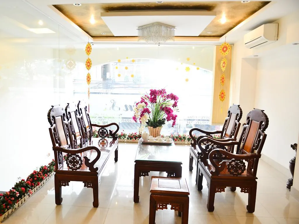 Oc Tien Sa Hotel Da Nang