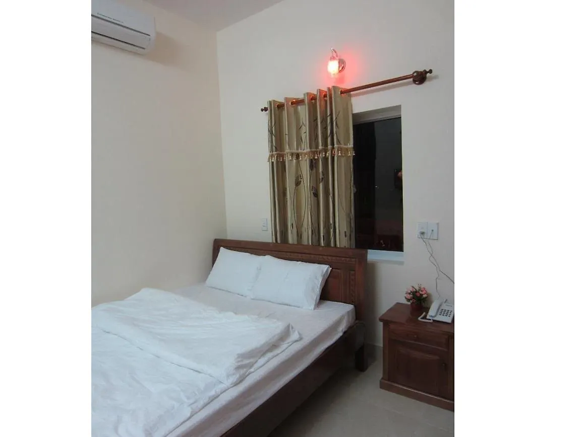 Oc Tien Sa Hotel Da Nang 0*,  Vietnam