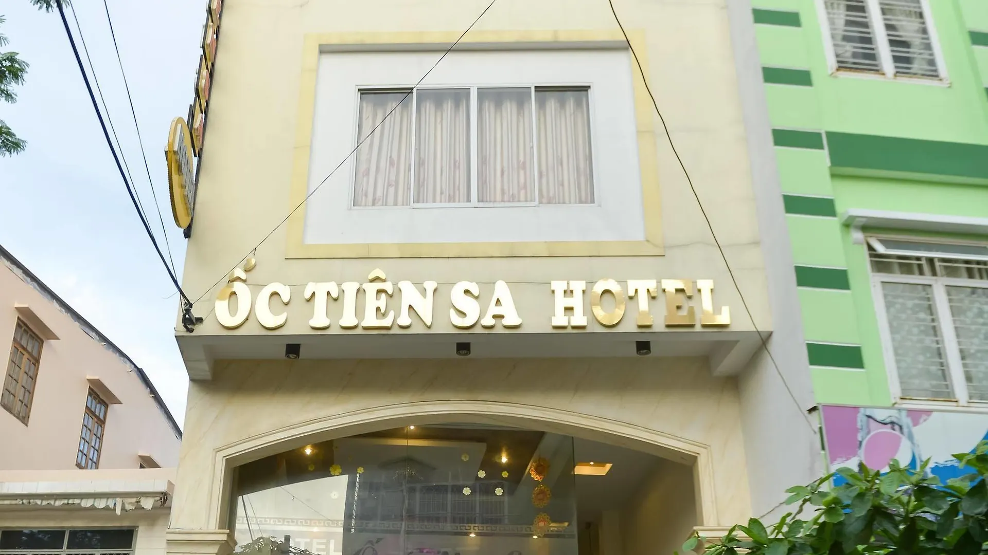 Oc Tien Sa Hotel Da Nang