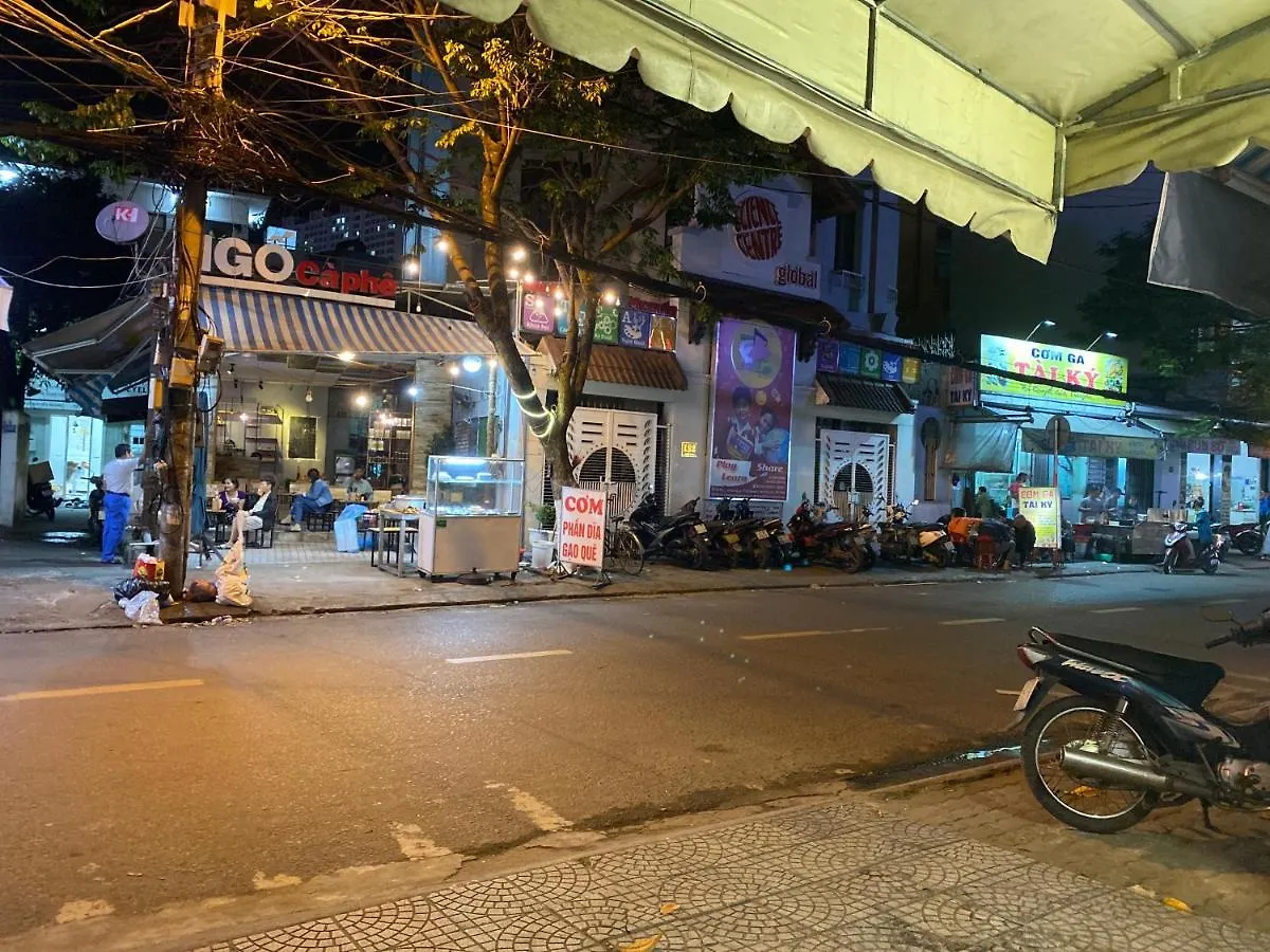Oc Tien Sa Hotel Da Nang Vietnam